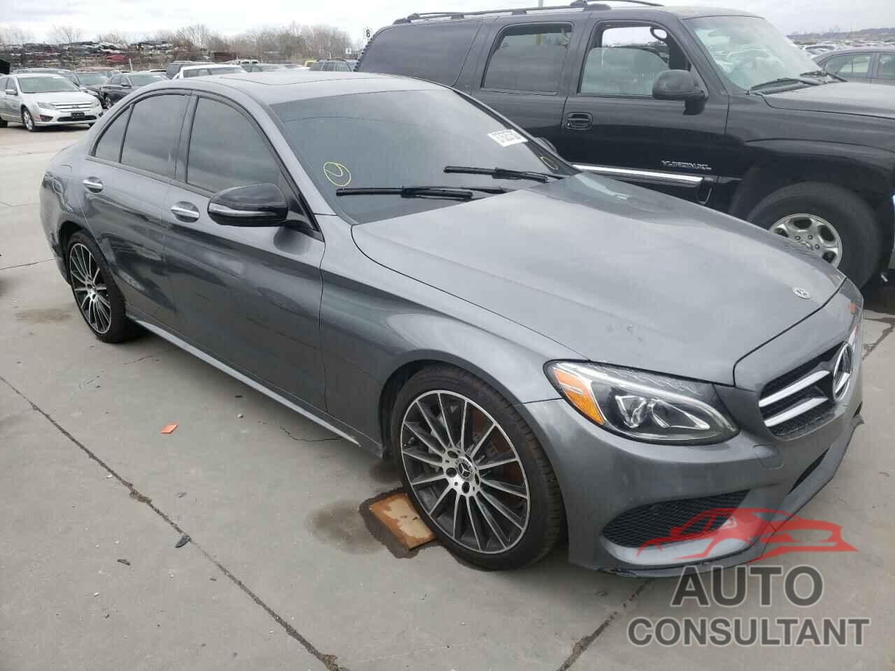 MERCEDES-BENZ C-CLASS 2018 - 55SWF4JB9JU241475