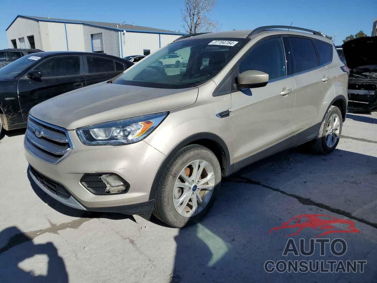 FORD ESCAPE 2017 - 1FMCU0GD4HUC63330