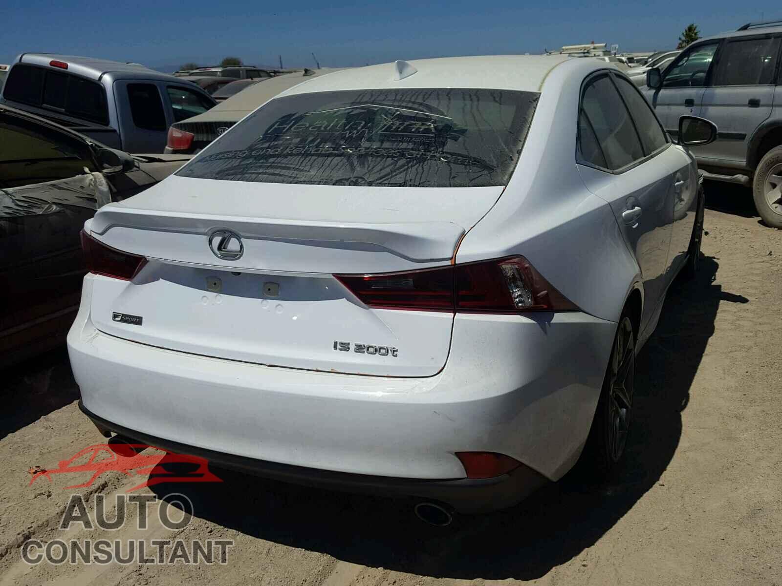 LEXUS IS 2016 - JTHBA1D24G5031688