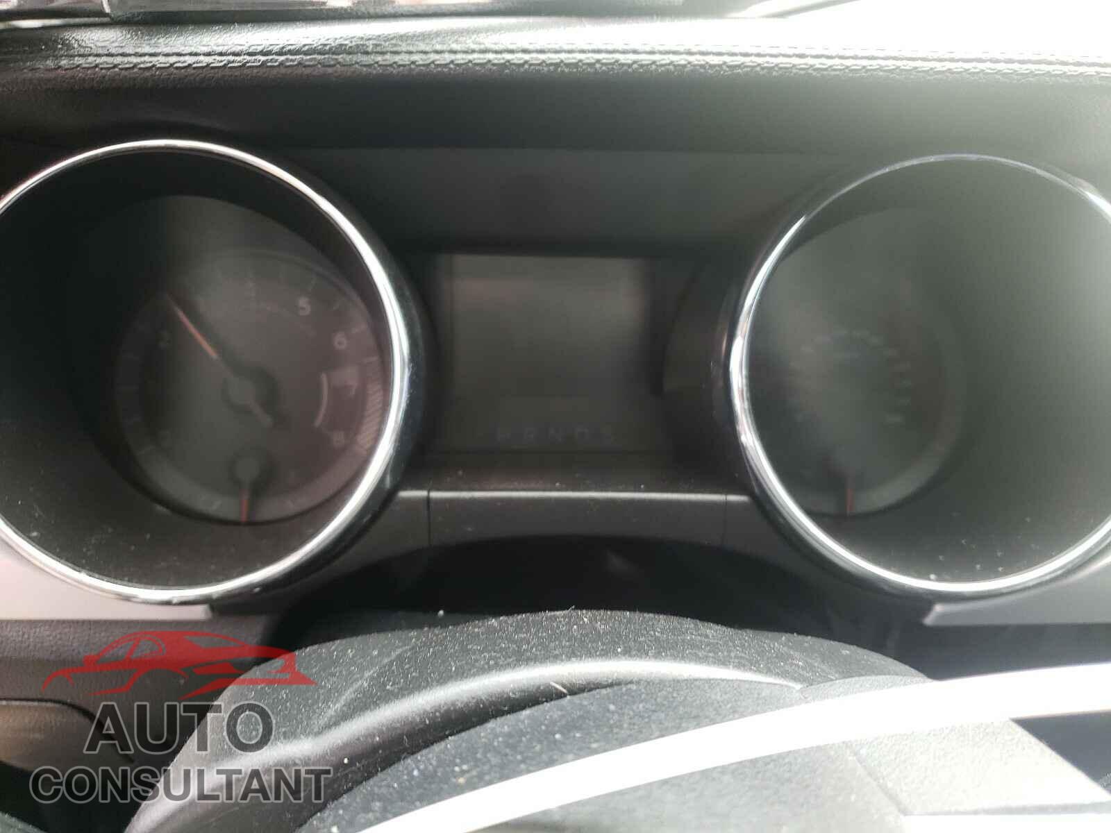 FORD MUSTANG 2016 - 1FA6P8TH8G5246061