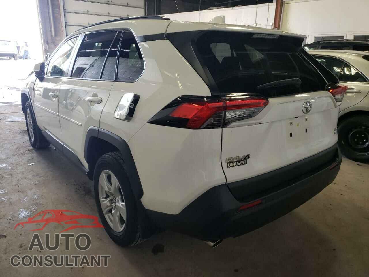 TOYOTA RAV4 2019 - JTMP1RFV3KD502564