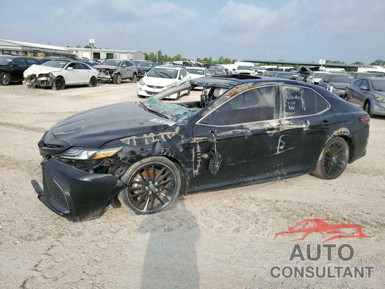 TOYOTA CAMRY 2022 - 4T1K61AK7NU701529