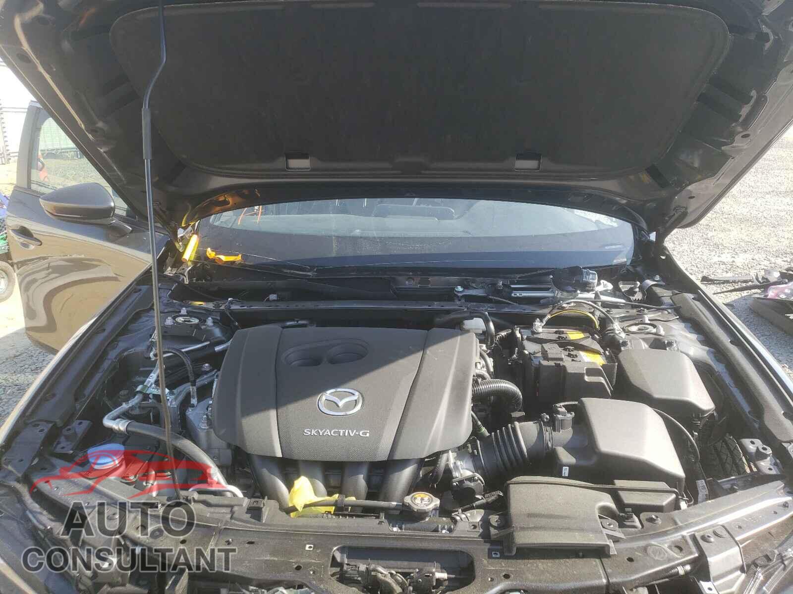 MAZDA 3 2021 - JM1BPACL2M1325040