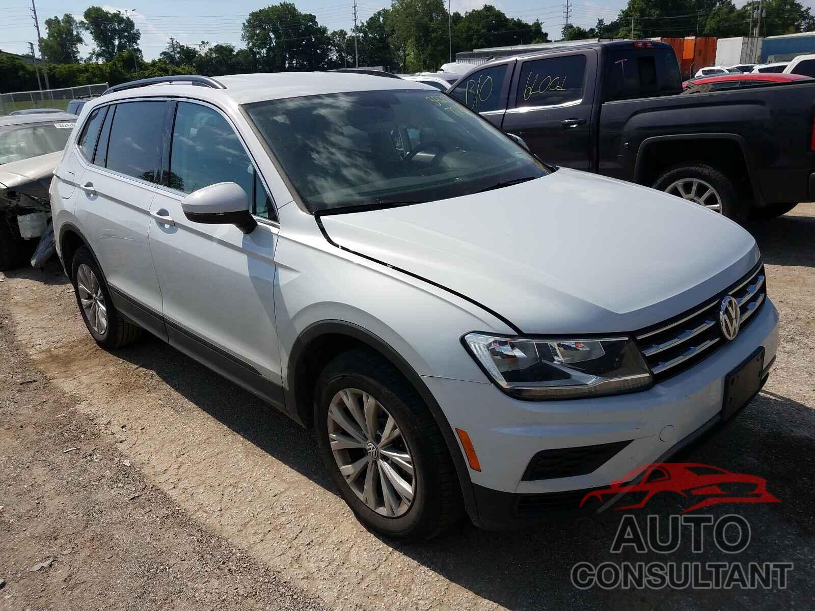 VOLKSWAGEN TIGUAN 2019 - 3VV3B7AX8KM049850