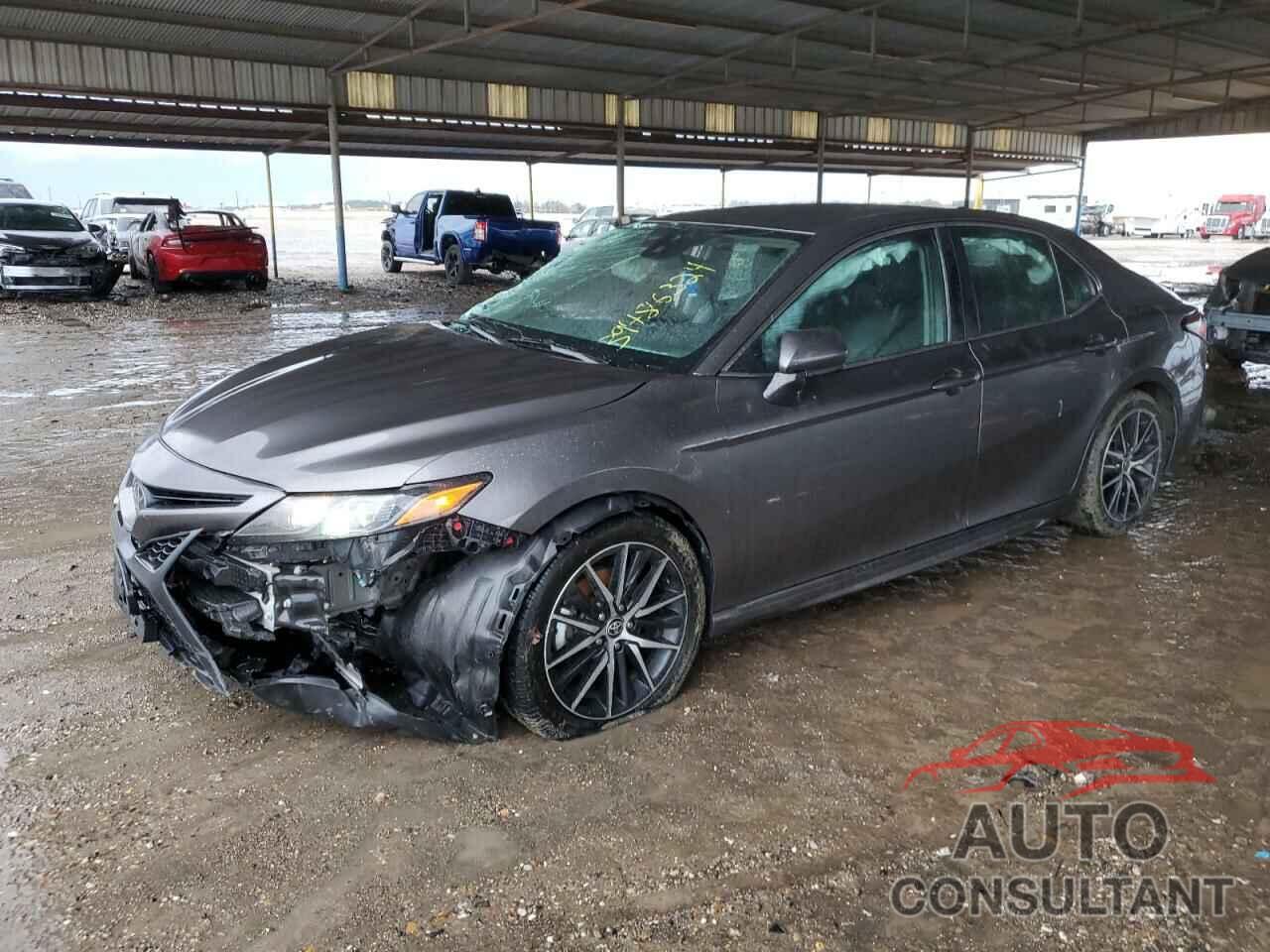 TOYOTA CAMRY 2021 - 4T1G11AK5MU489152