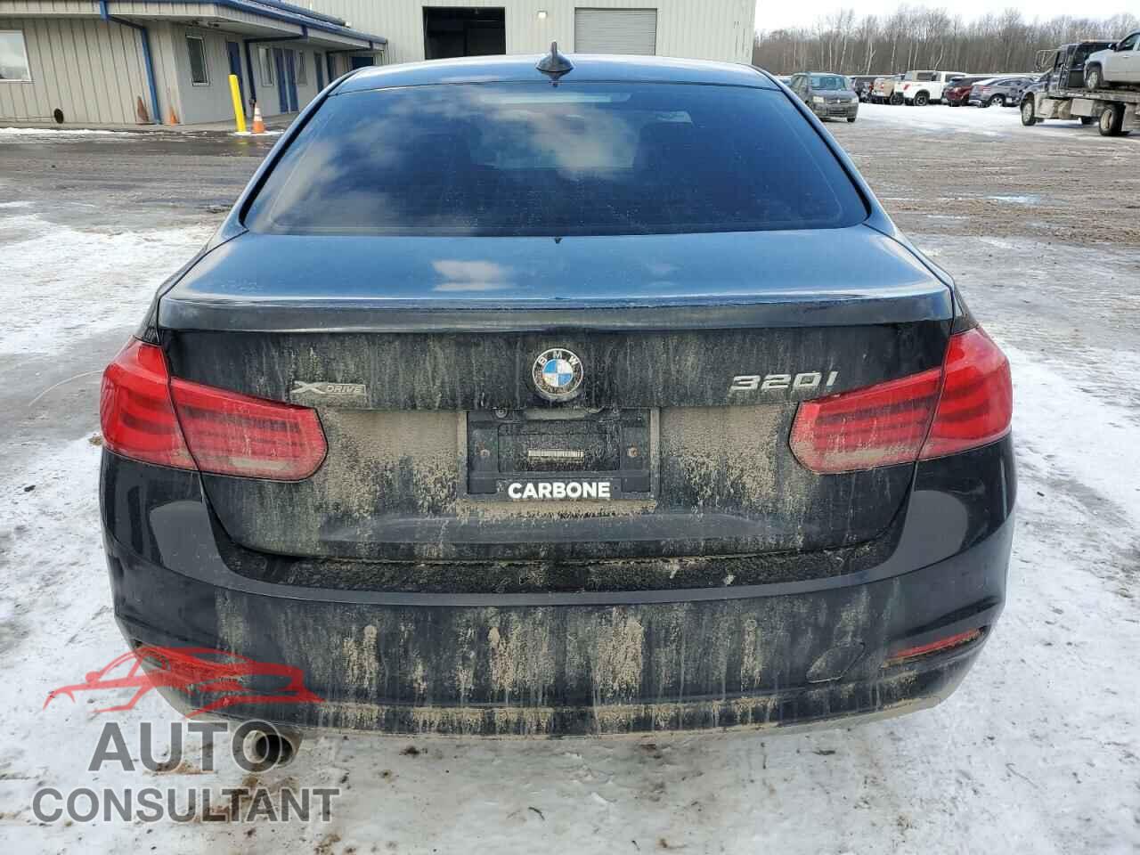 BMW 3 SERIES 2016 - WBA8E5G52GNU21506