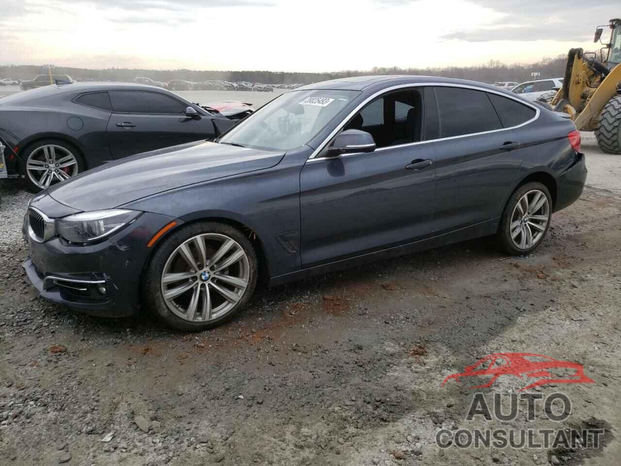 BMW 3 SERIES 2018 - WBA8Z9C56JG827995