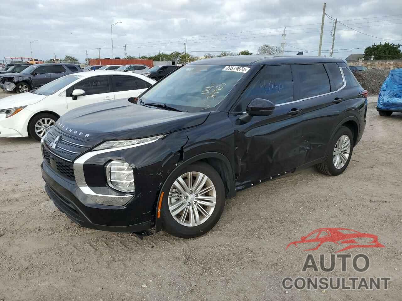 MITSUBISHI OUTLANDER 2023 - JA4J3TA88PZ045821