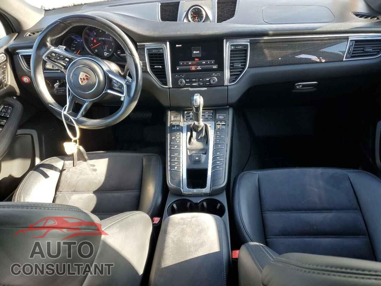 PORSCHE MACAN 2017 - WP1AG2A56HLB51682