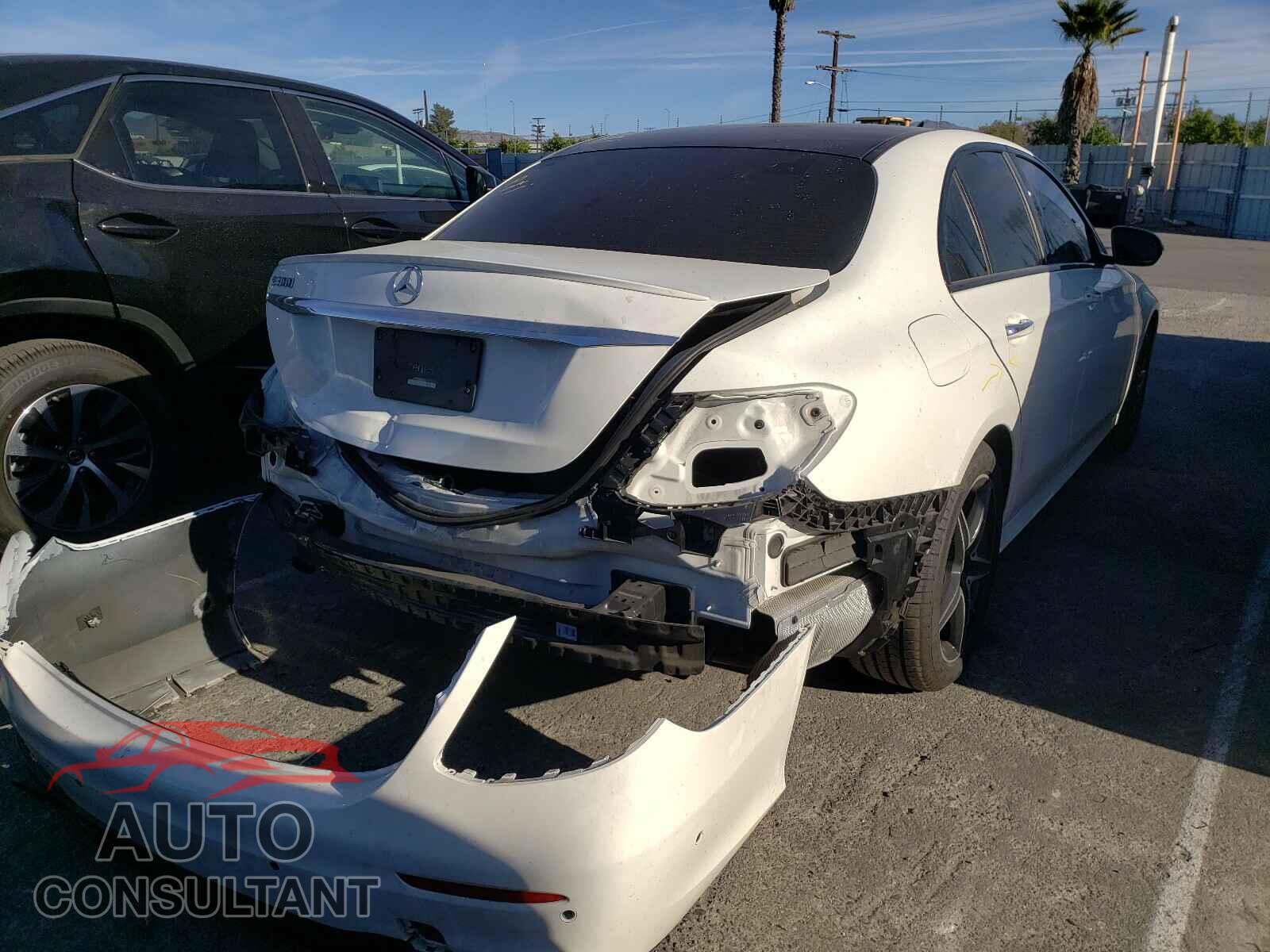 MERCEDES-BENZ E CLASS 2018 - WDDZF4JB4JA457330