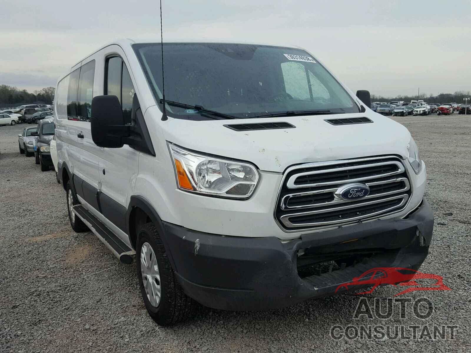 FORD TRANSIT CO 2017 - 1FTYR1ZM8HKA99767