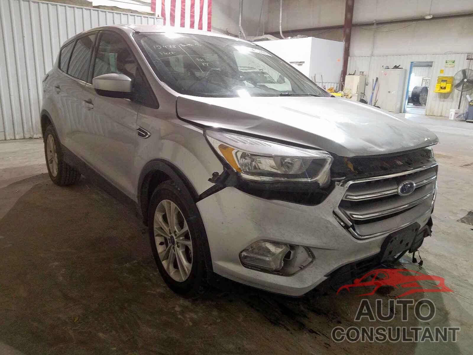 FORD ESCAPE 2017 - JTMP1RFV7MD081080