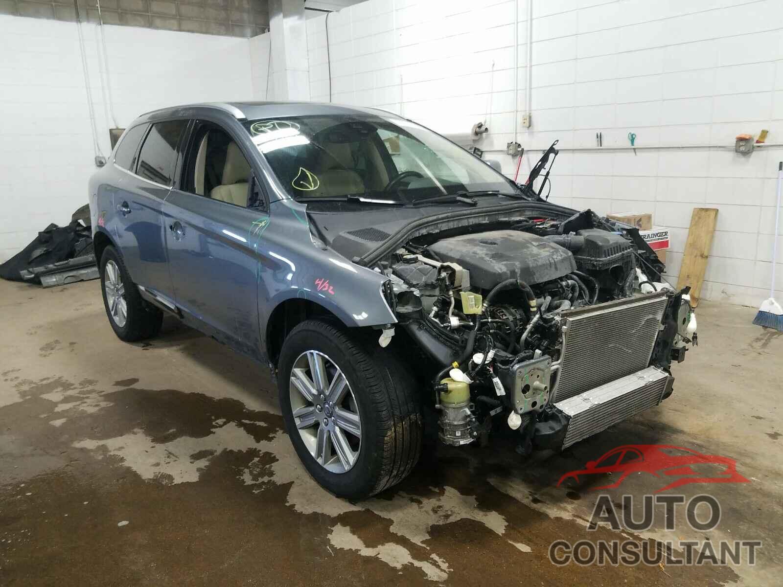 VOLVO XC60 2017 - YV440MRU2H2099092