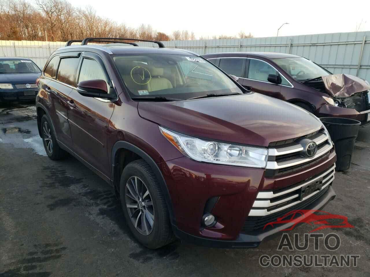TOYOTA HIGHLANDER 2017 - 5TDJZRFH6HS473177