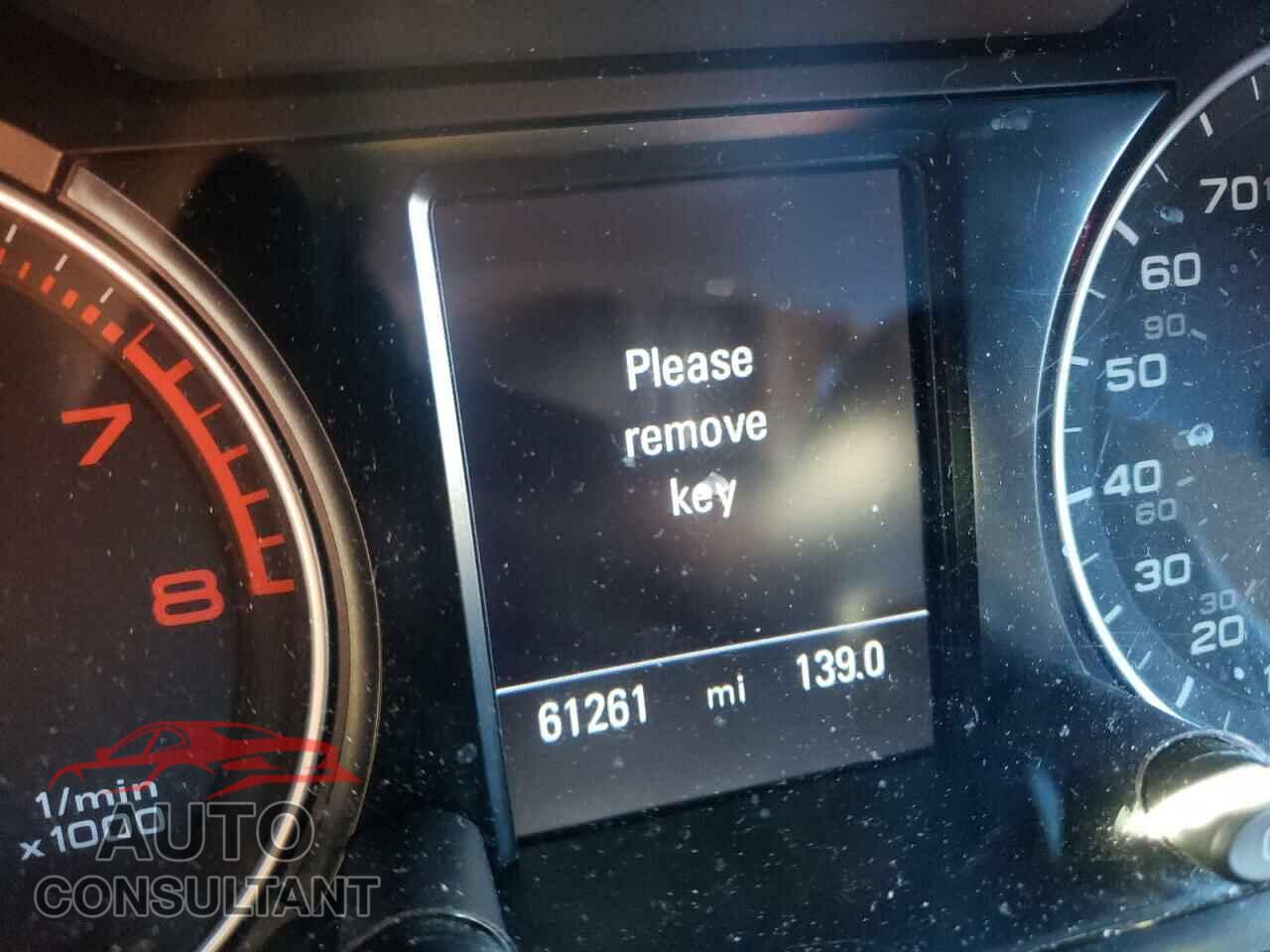 AUDI Q5 2017 - WA1M2AFP6HA086002