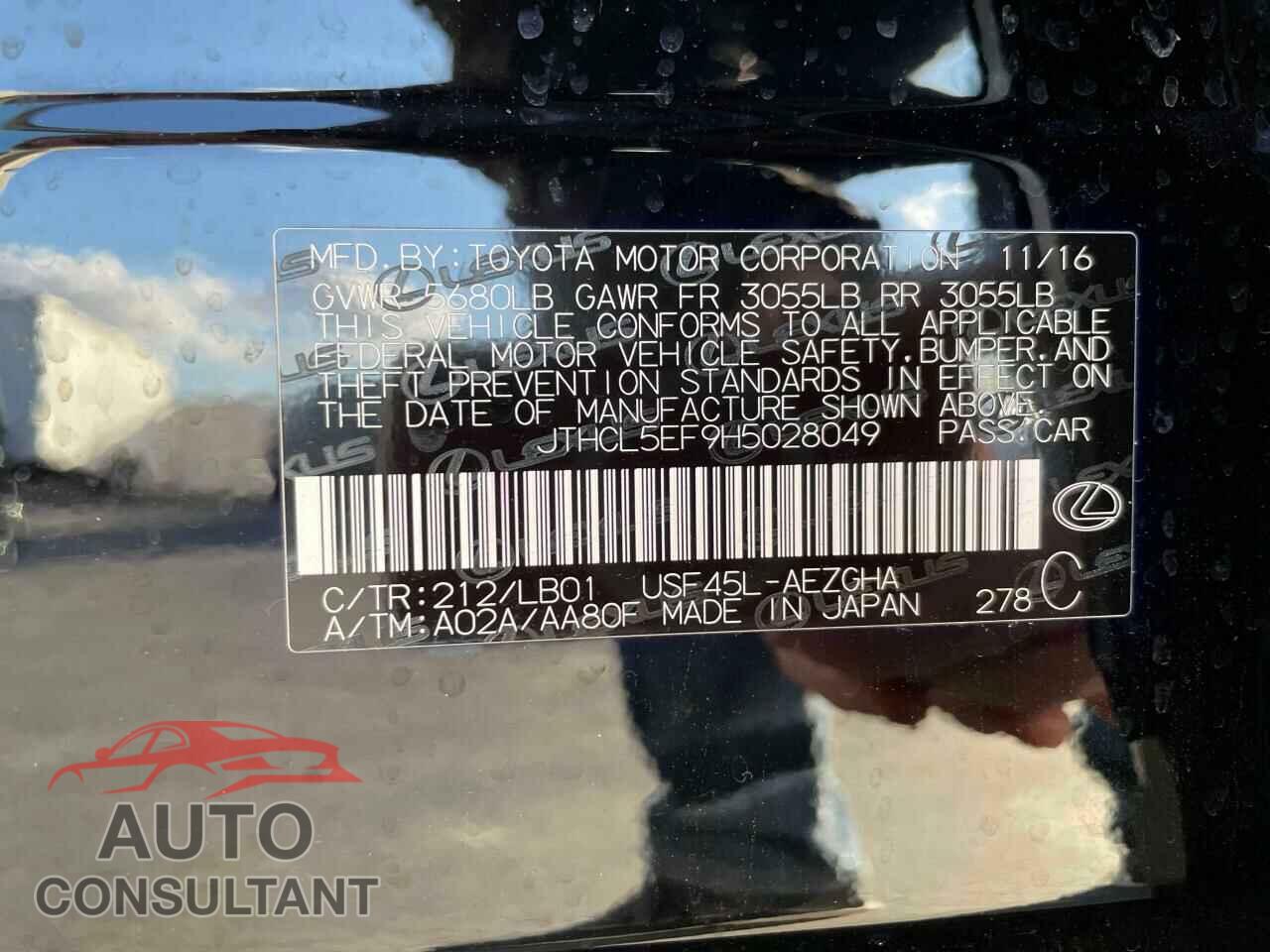 LEXUS LS460 2017 - JTHCL5EF9H5028049