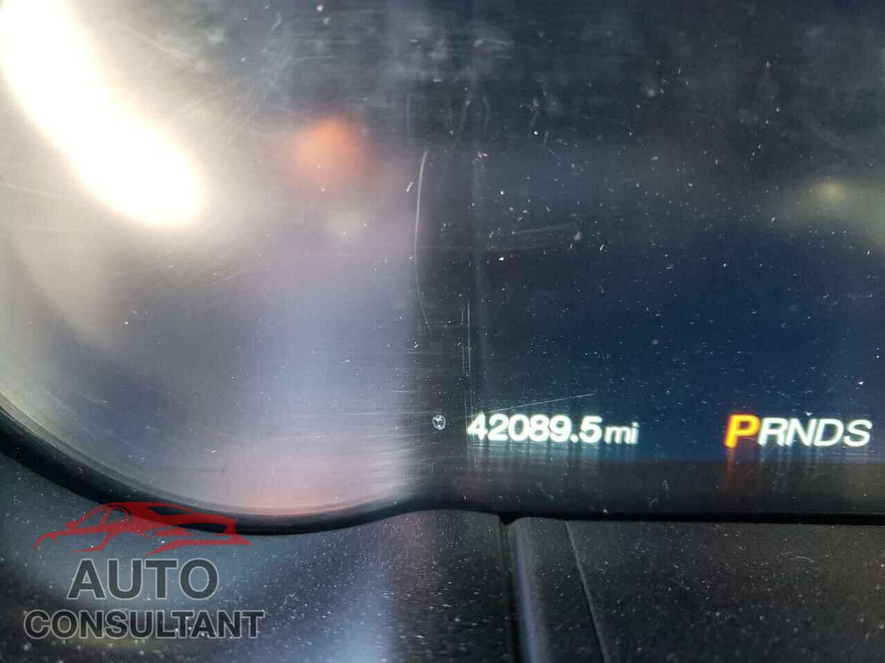 FORD MUSTANG 2018 - 1FATP8UH3J5157247