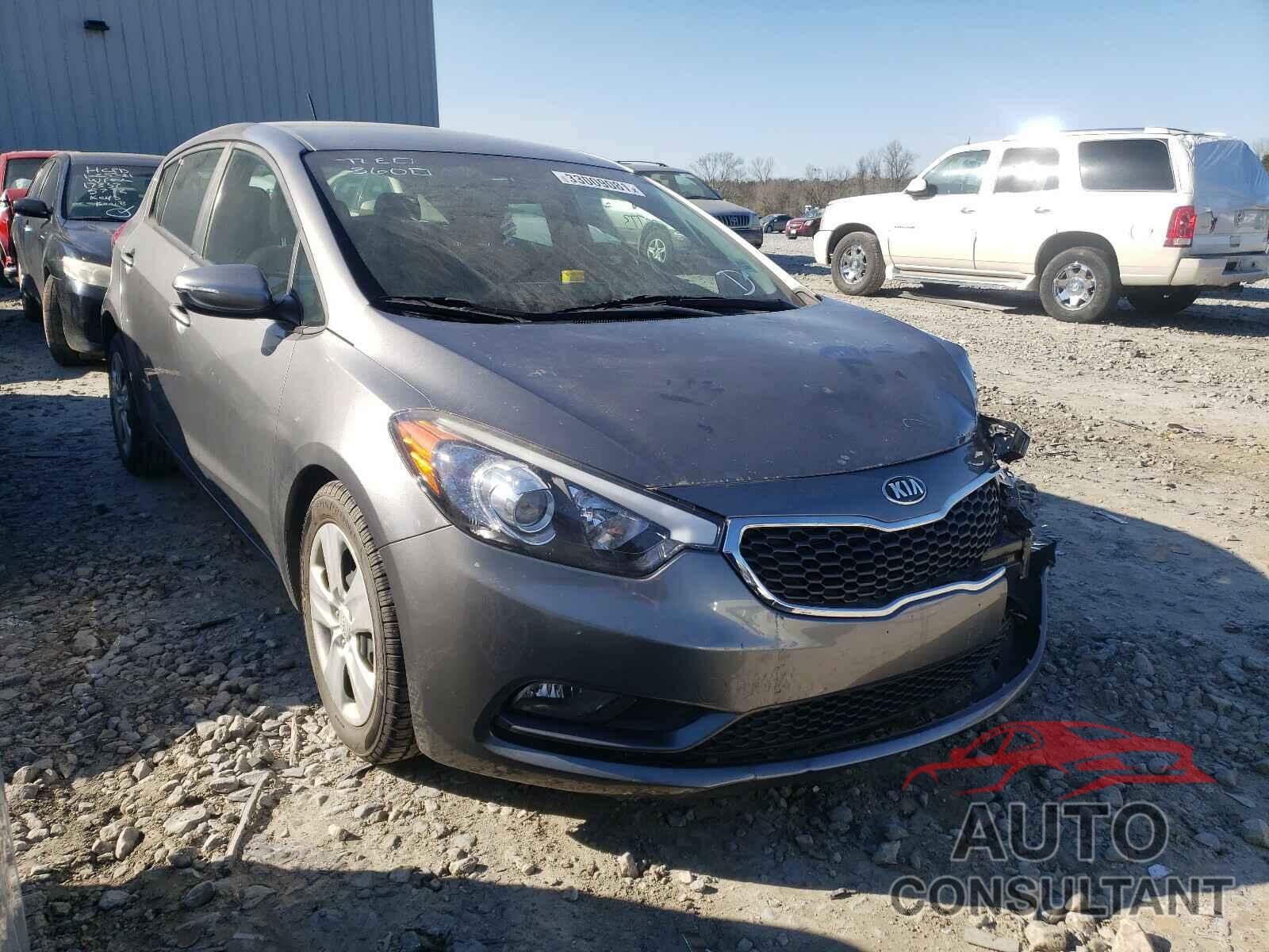 KIA FORTE 2016 - KNAFK5A8XG5604008
