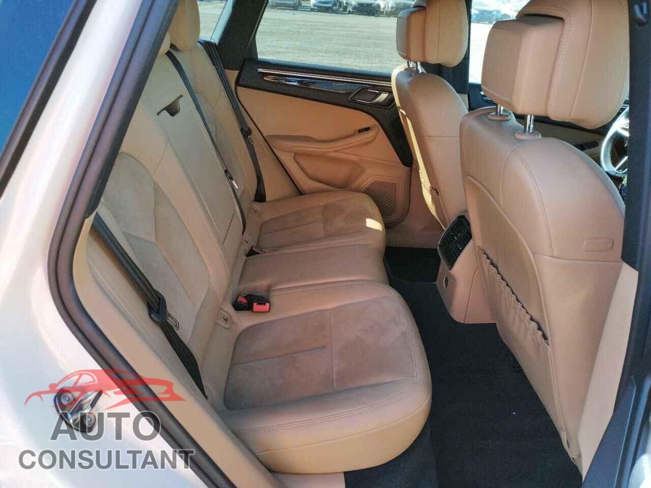 PORSCHE MACAN 2017 - WP1AA2A51HLB82338