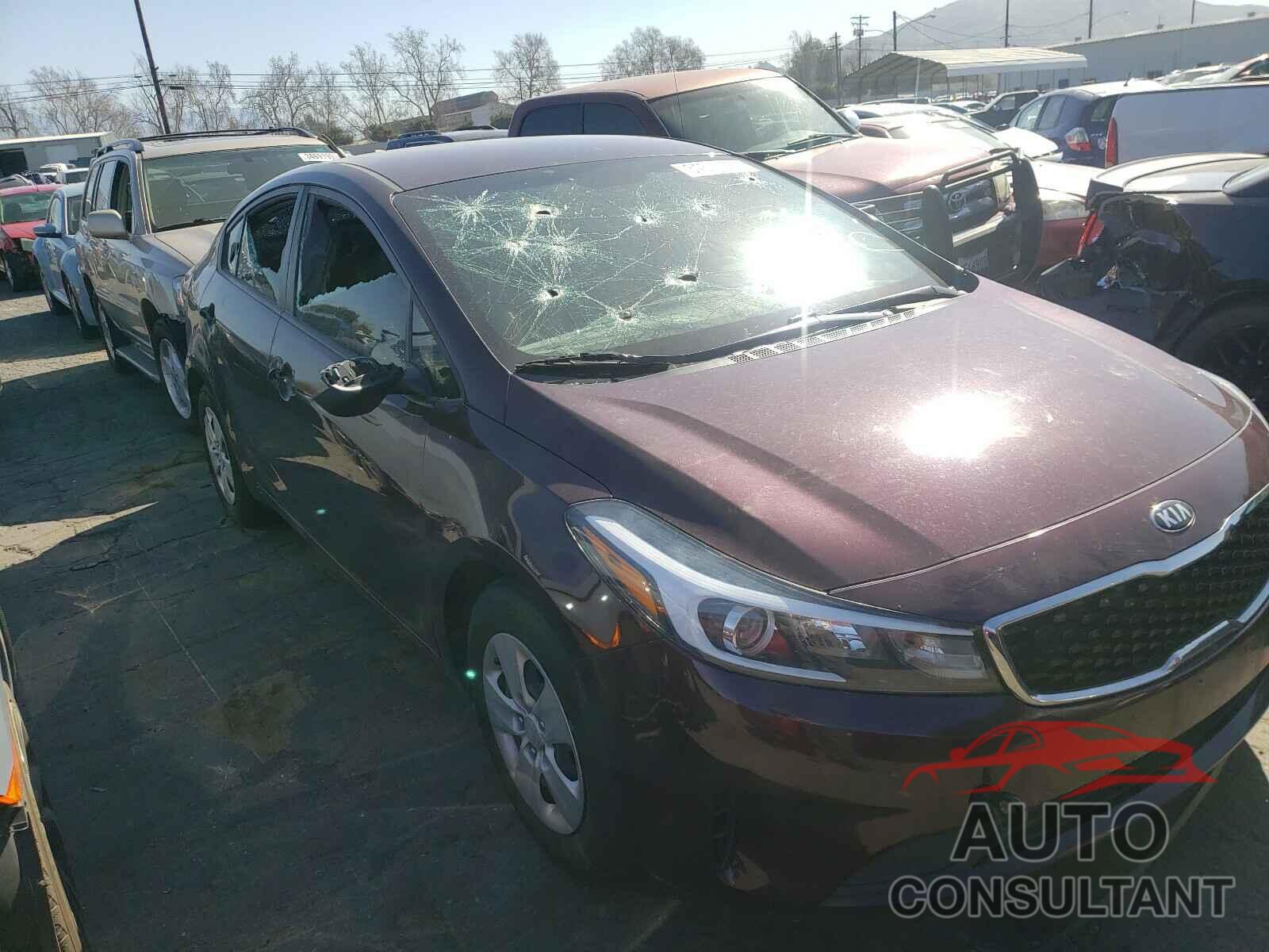 KIA FORTE 2018 - 3KPFL4A71JE206487