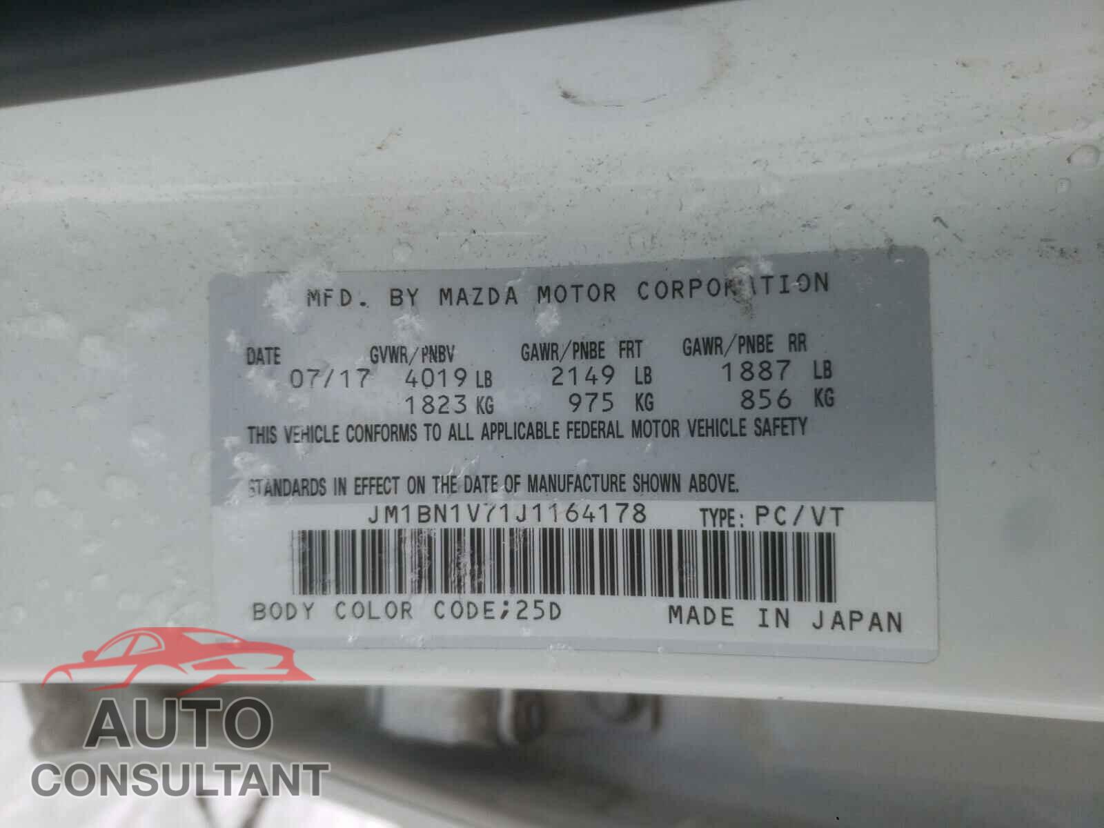 MAZDA 3 2018 - JM1BN1V71J1164178