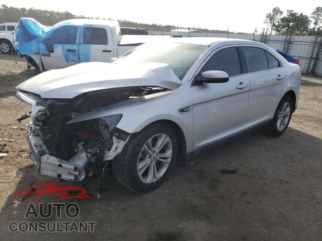 FORD TAURUS 2017 - 1FAHP2E82HG128547