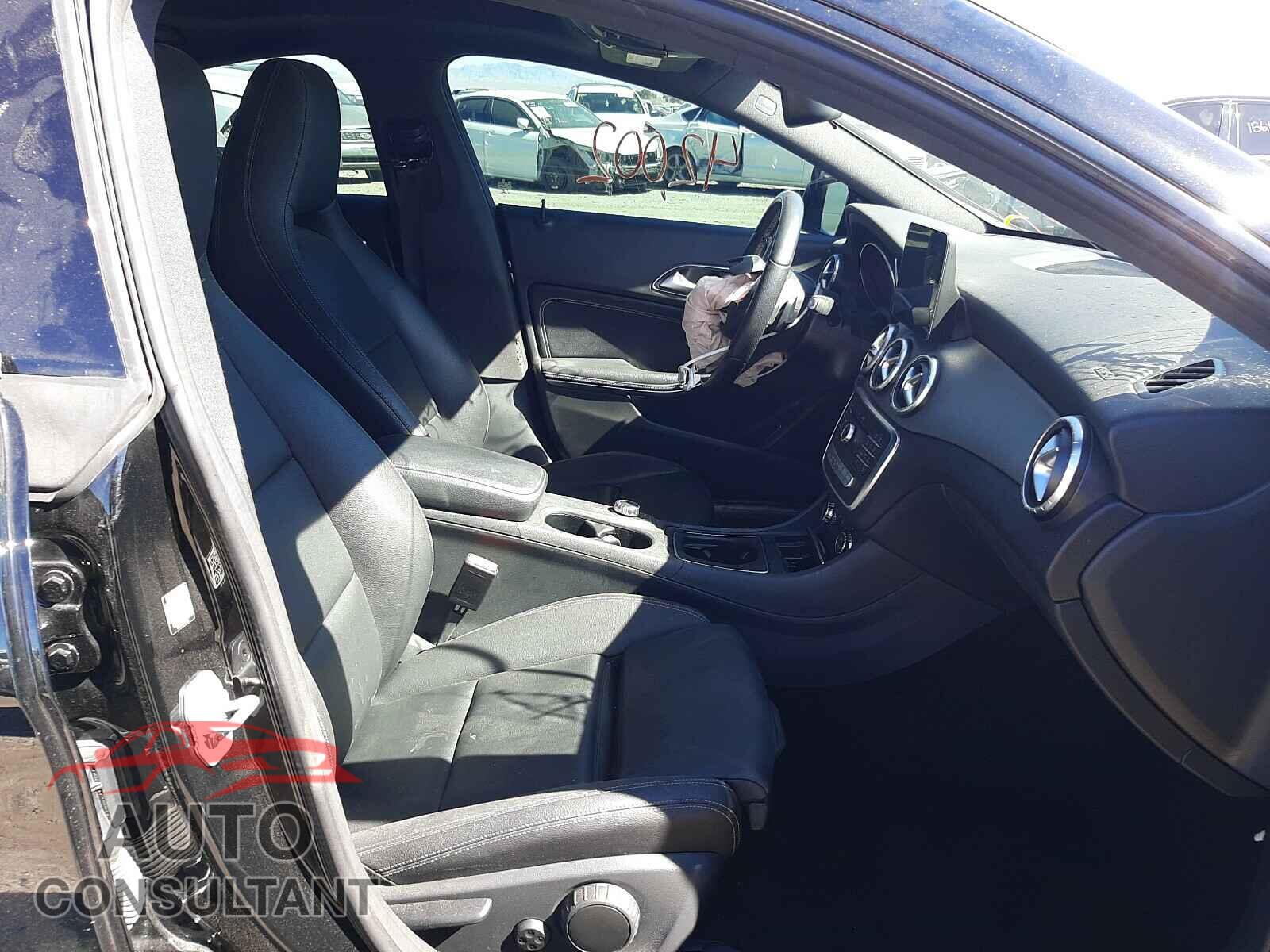 MERCEDES-BENZ C CLASS 2017 - WDDSJ4EB7HN402075