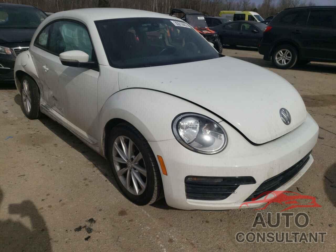 VOLKSWAGEN BEETLE 2018 - 3VWFD7AT4JM703273