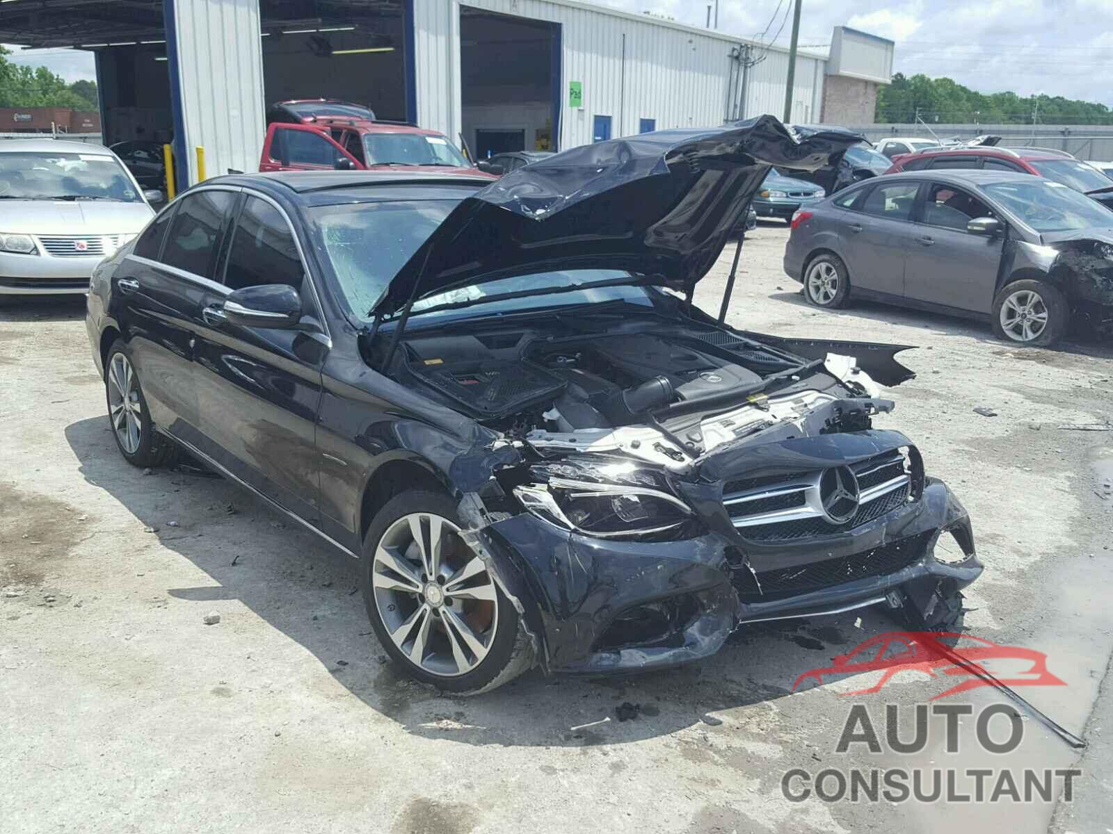 MERCEDES-BENZ C300 2015 - 55SWF4KB7FU004876