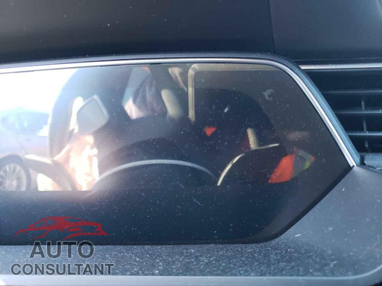 AUDI E-TRON 2019 - WA1VAAGE9KB006052