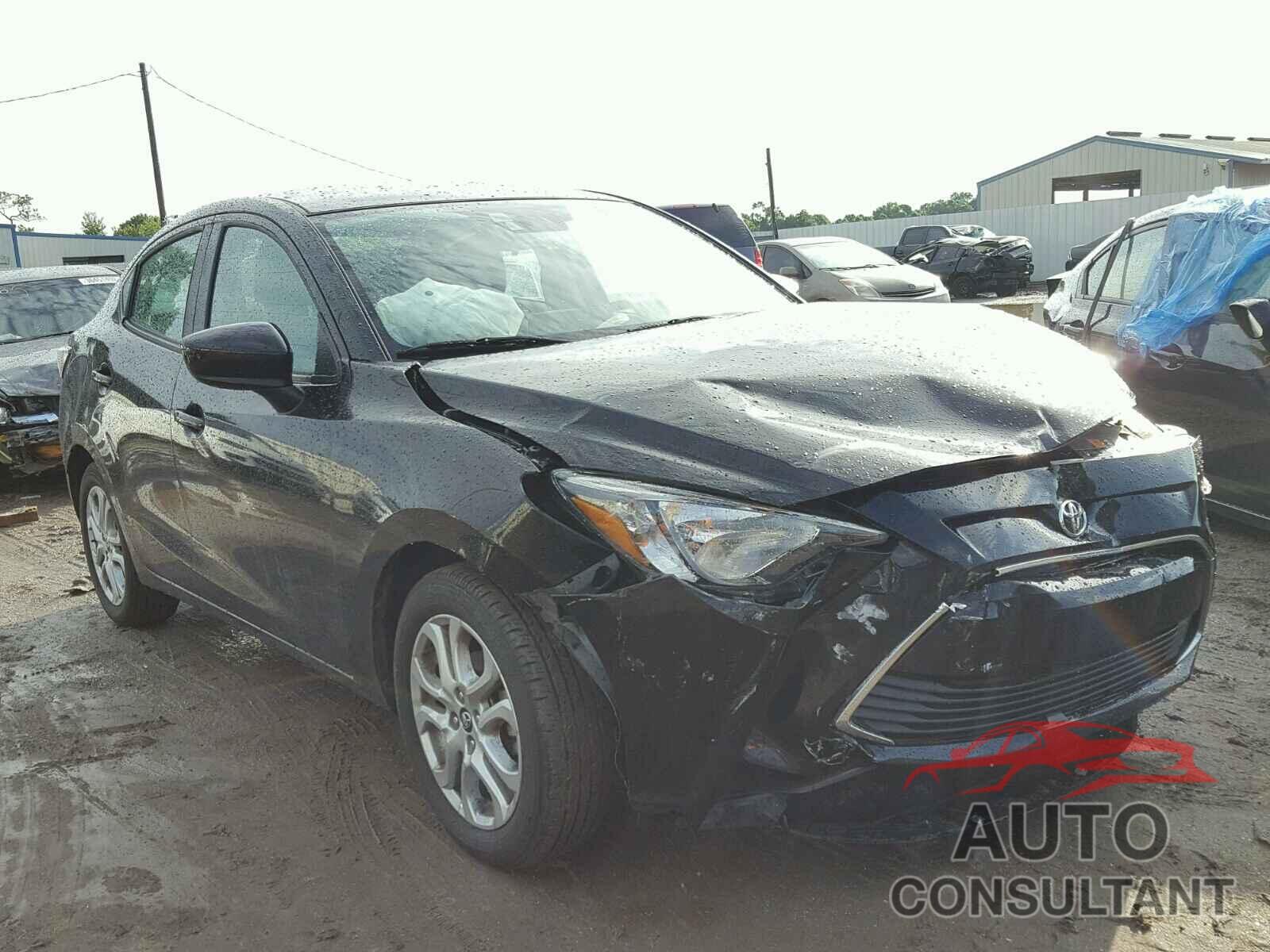 TOYOTA YARIS 2017 - 3MYDLBYV5HY150645