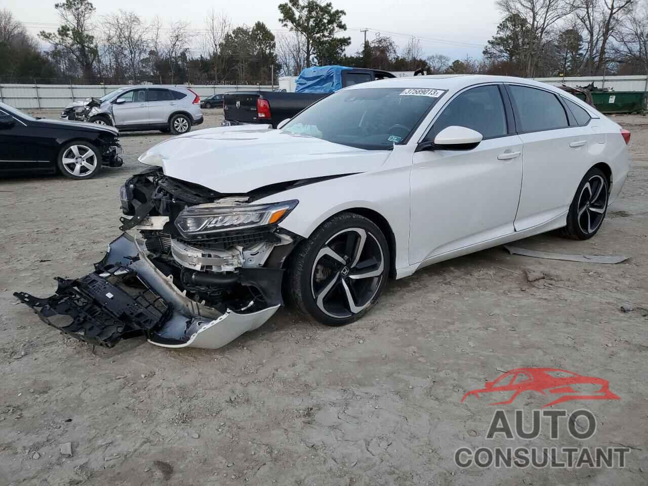 HONDA ACCORD 2018 - 1HGCV2F32JA032327