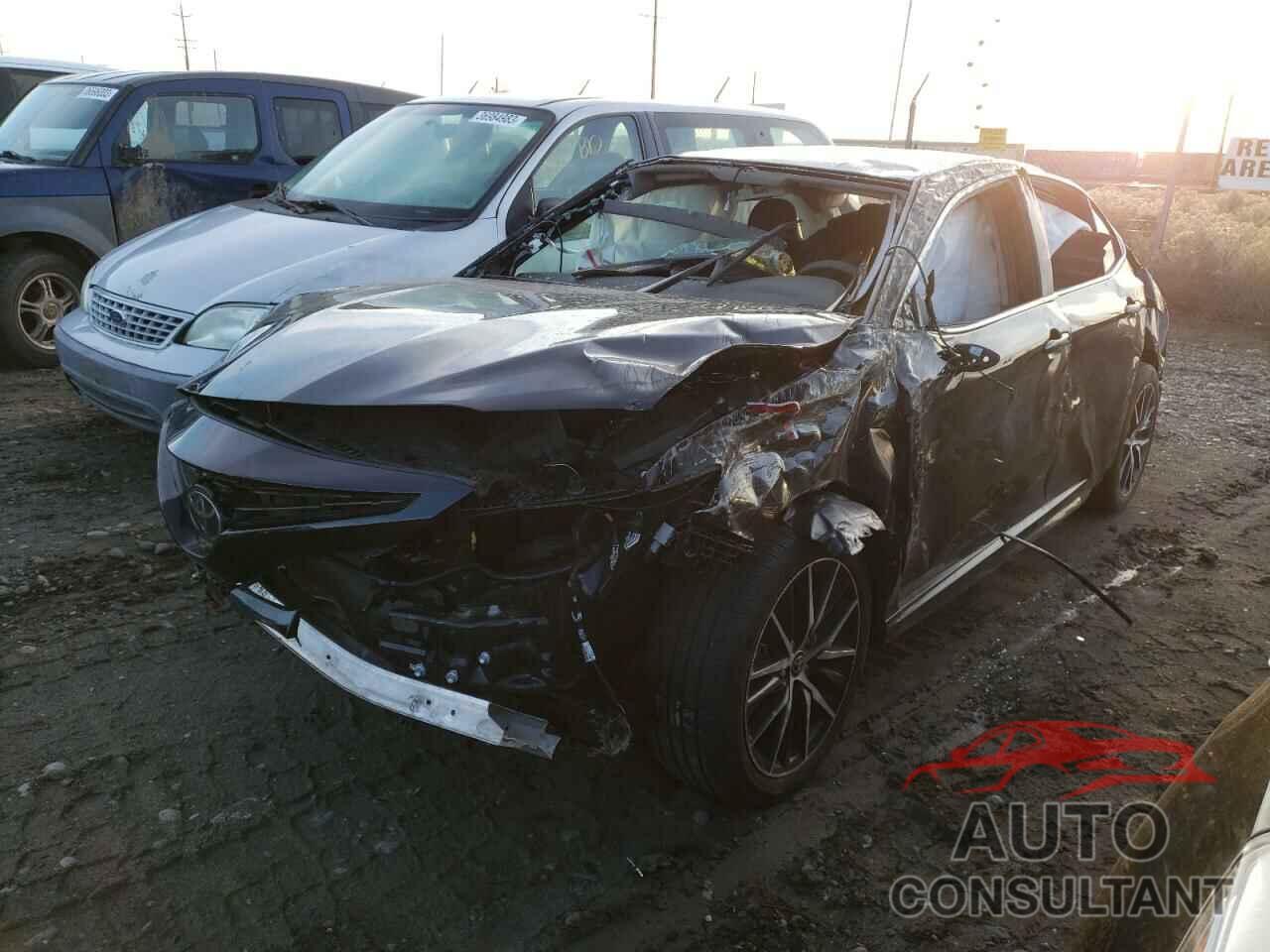 TOYOTA CAMRY 2022 - 4T1G11AK8NU686558