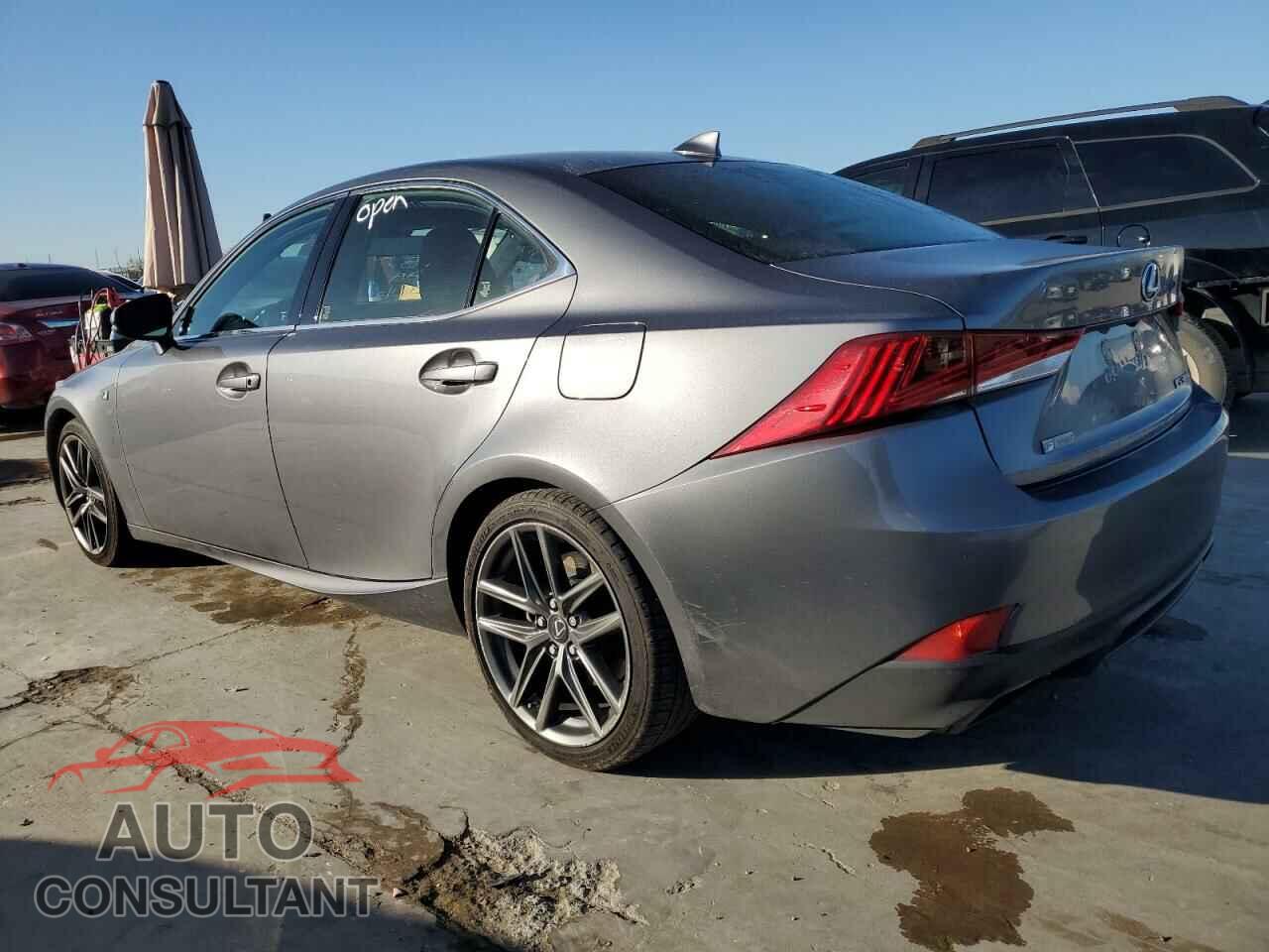 LEXUS IS 2018 - JTHBA1D20J5071841