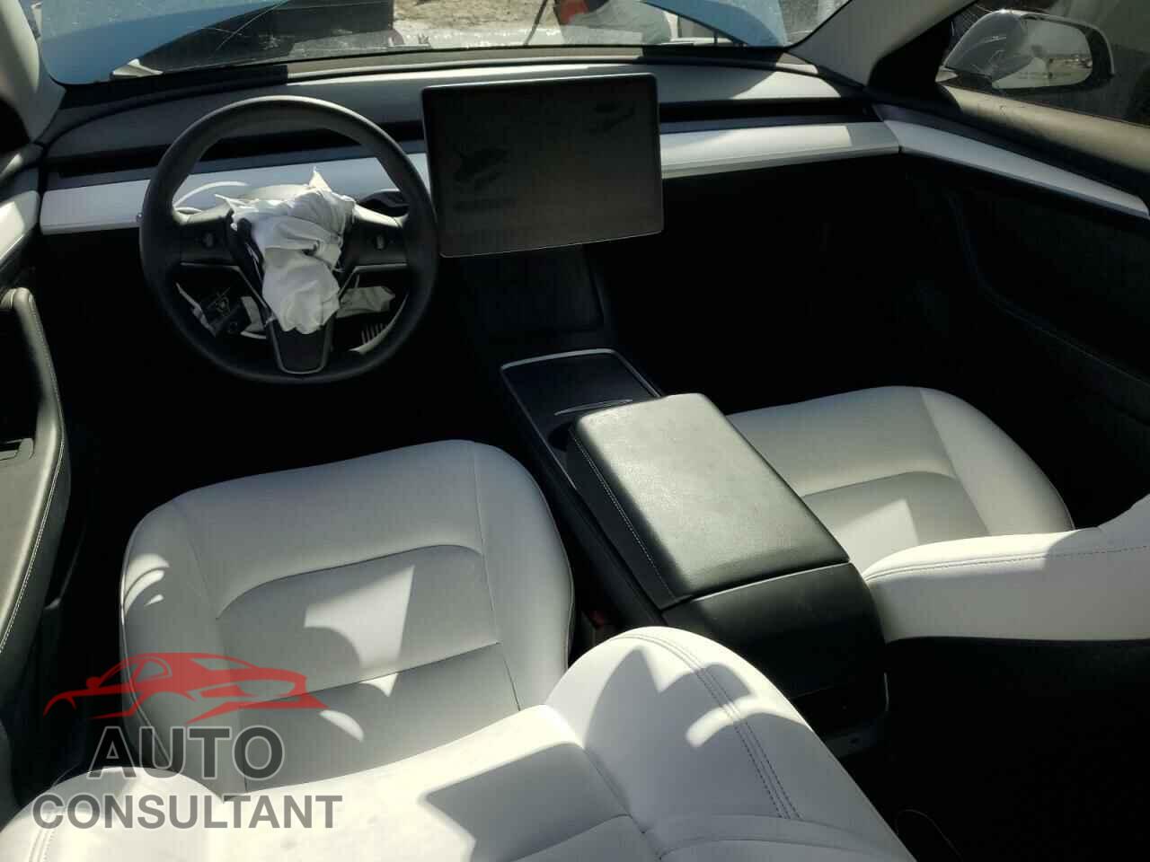 TESLA MODEL 3 2022 - 5YJ3E1EA0NF328985