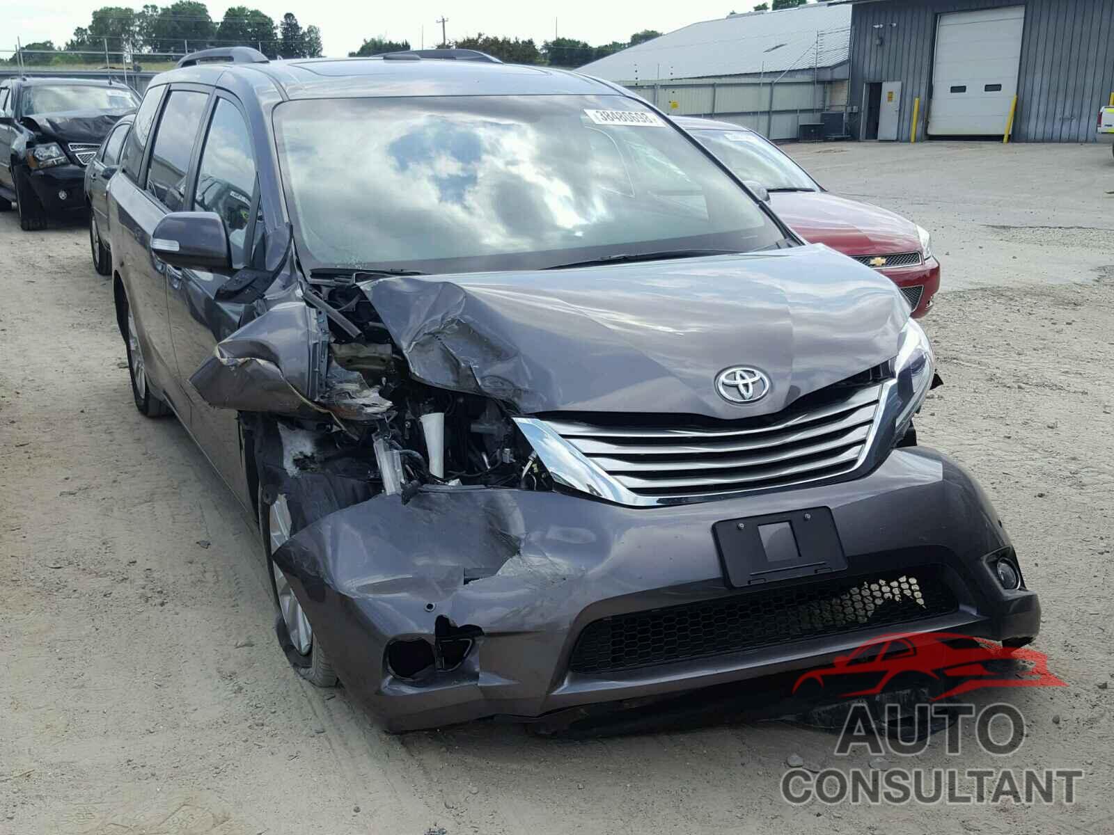 TOYOTA SIENNA 2015 - 5TDYK3DC2FS549160