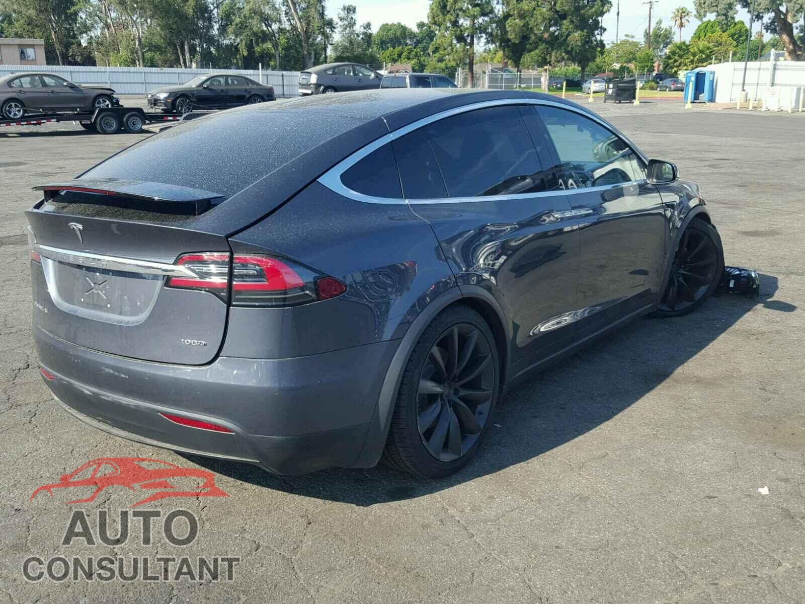 TESLA MODEL X 2017 - 5YJXCBE22HF076277