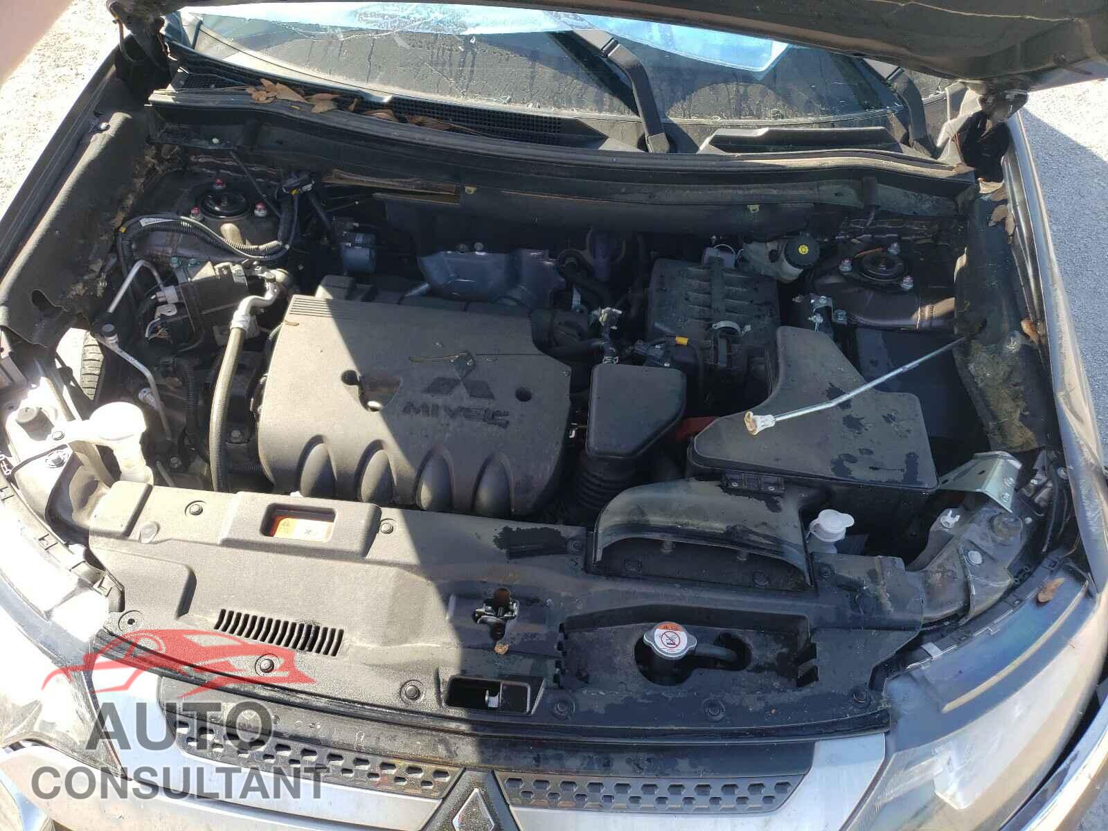 MITSUBISHI OUTLANDER 2019 - JA4AD2A35KZ053735