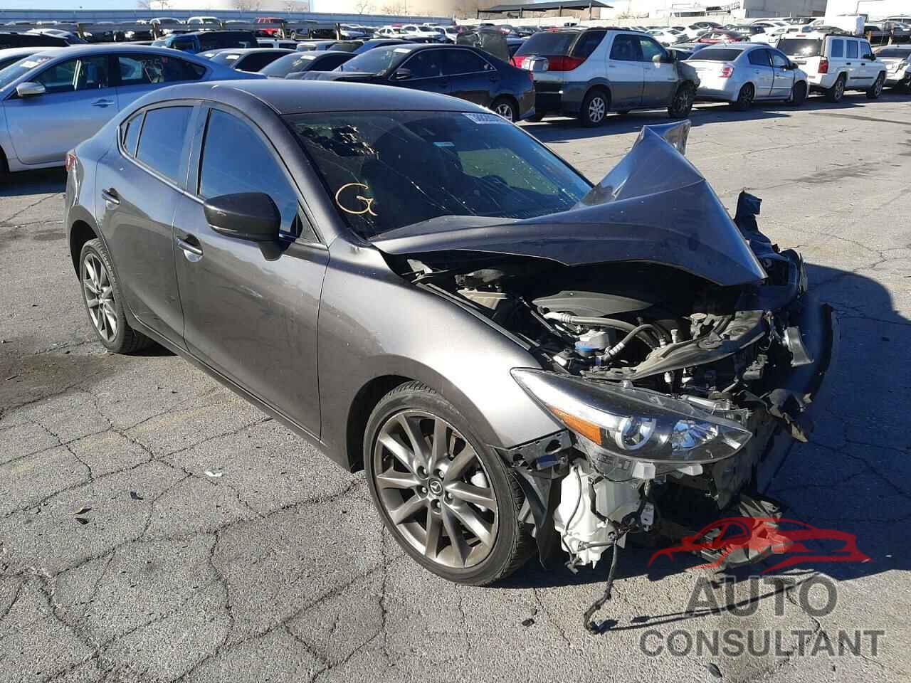 MAZDA 3 2018 - 3MZBN1V36JM272826