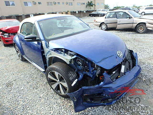 VOLKSWAGEN BEETLE R-L 2015 - 3VW7T7AT3FM801256