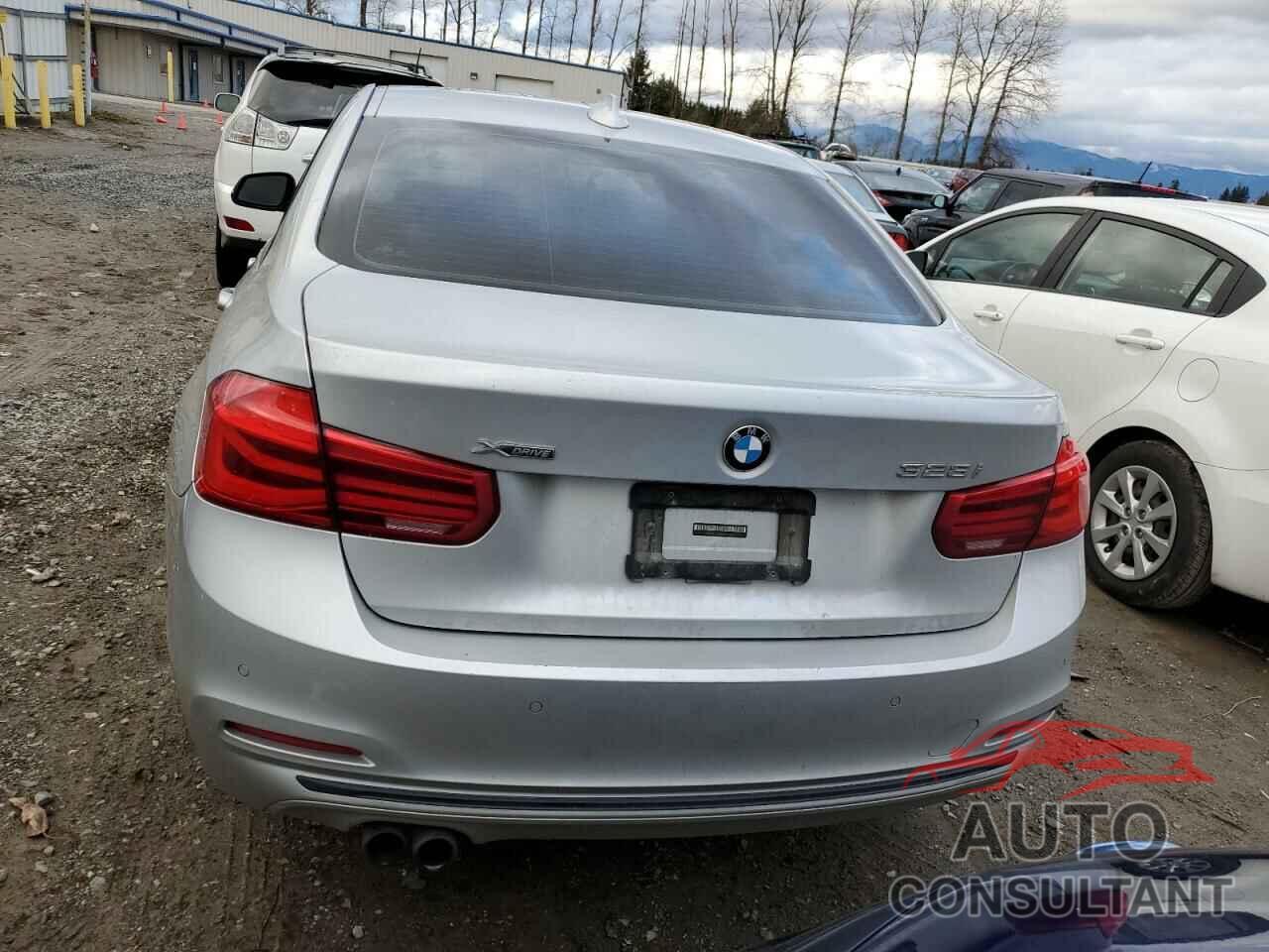 BMW 3 SERIES 2016 - WBA8E3G51GNU04927