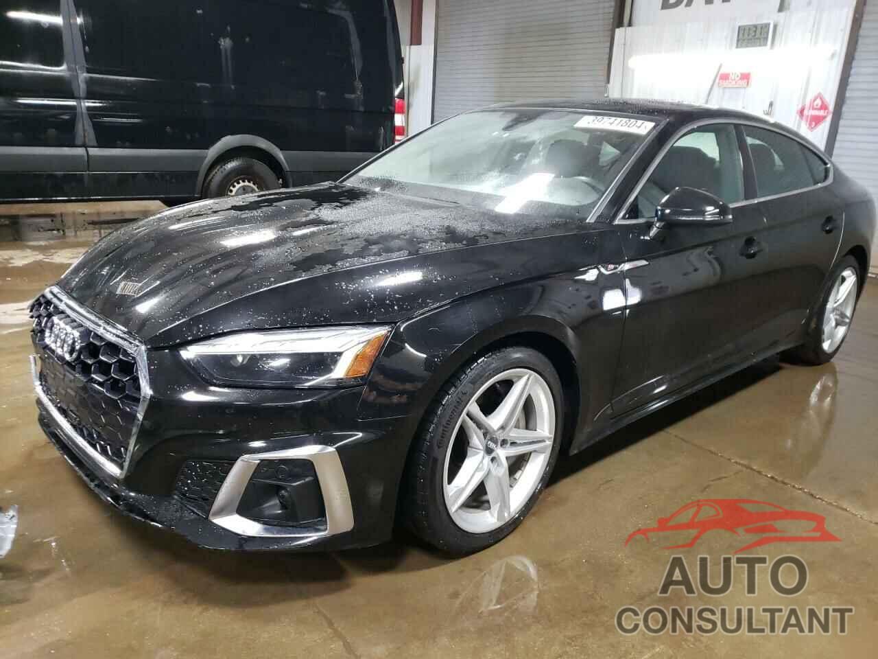 AUDI A5 2021 - WAUFACF56MA008113