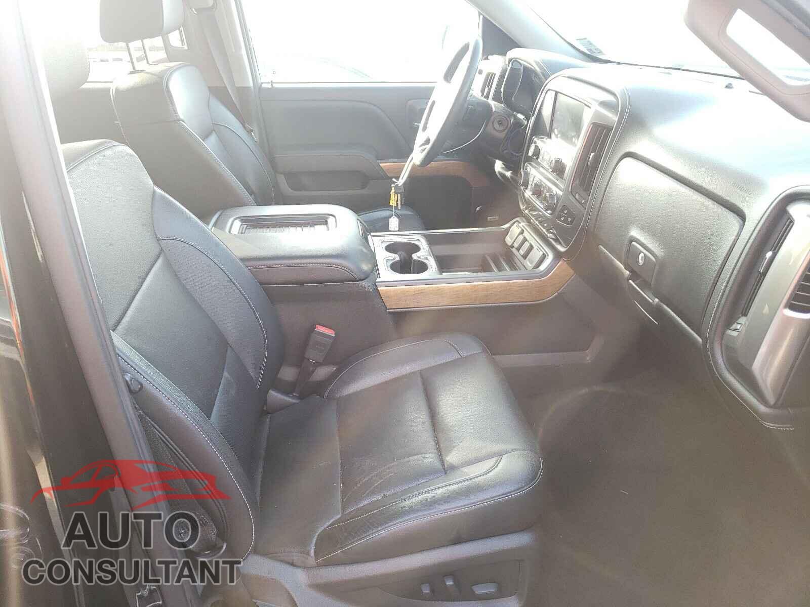 CHEVROLET SILVERADO 2018 - 3GCPCSEC4JG128341