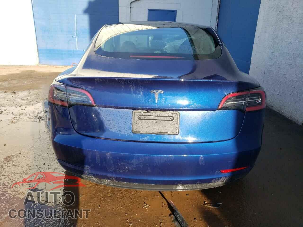 TESLA MODEL 3 2022 - 5YJ3E1EA6NF289917