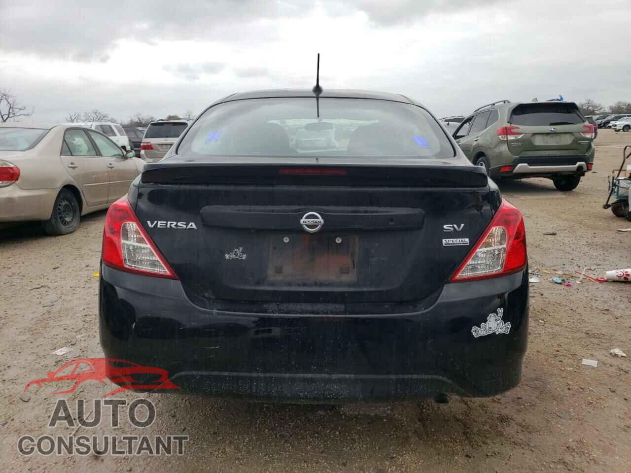 NISSAN VERSA 2019 - 3N1CN7AP3KL816518