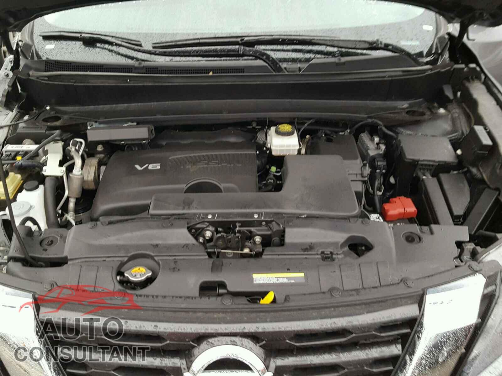 NISSAN PATHFINDER 2017 - 5N1DR2MM6HC696191