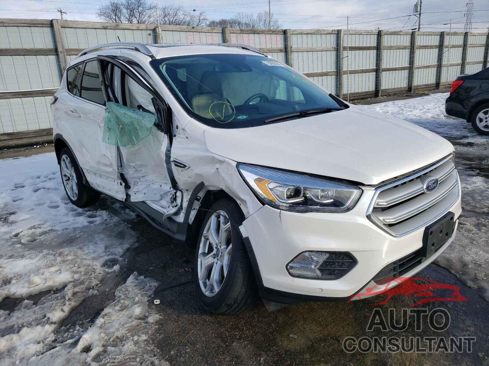 FORD ESCAPE 2018 - 1FMCU9J9XJUA39977