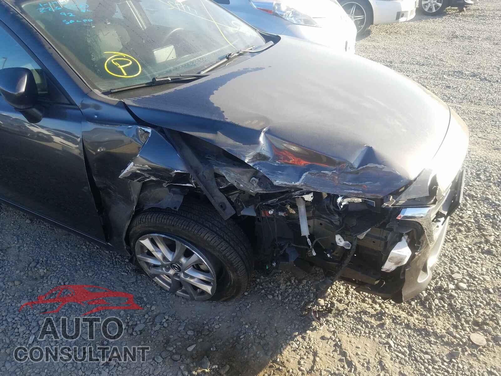 MAZDA 3 2017 - JM1BN1K79H1102963