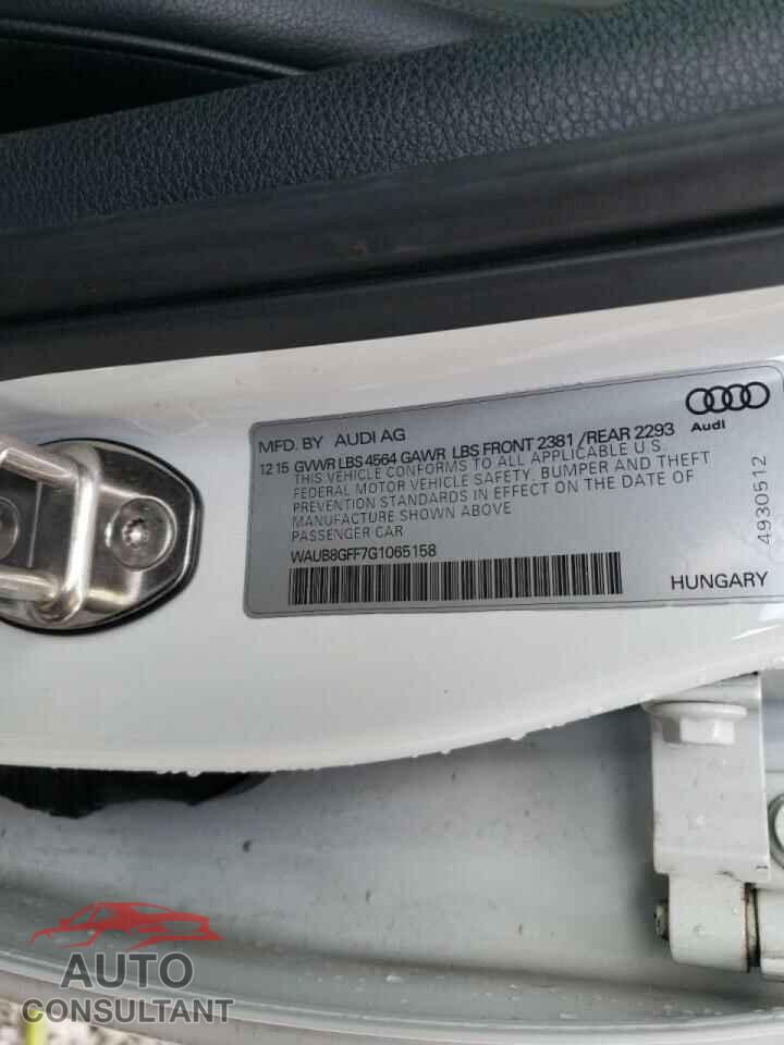 AUDI A3 2016 - WAUB8GFF7G1065158