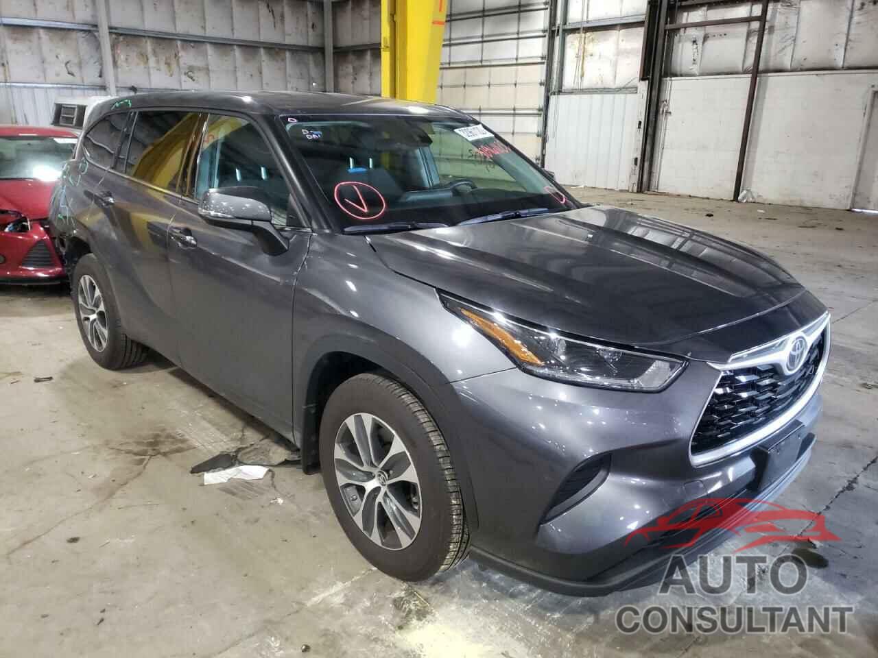 TOYOTA HIGHLANDER 2021 - 5TDCZRBH5MS527433